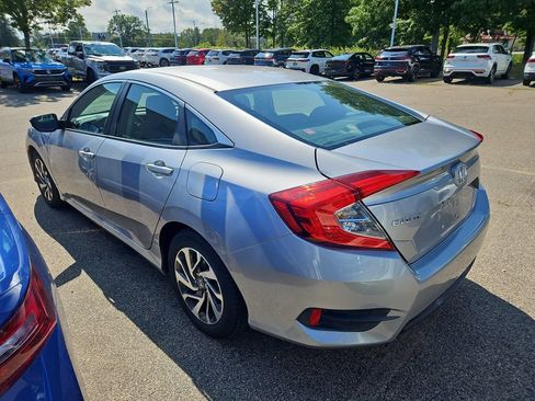 Used 2016 Honda Civic EX image 2
