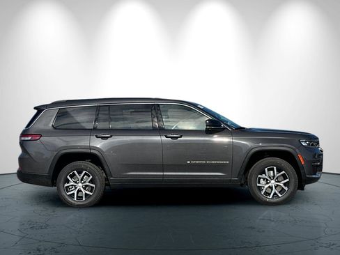 New 2025 Jeep Grand Cherokee L Limited image 3