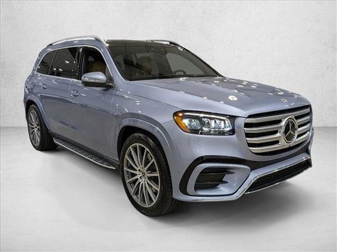 New 2026 Mercedes-Benz GLS 580 4MATIC image 6