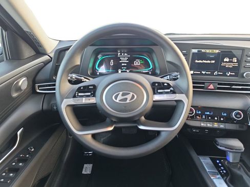 New 2026 Hyundai Elantra Blue image 12