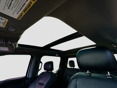 Used 2017 Ford F250 Lariat w/ Lariat Ultimate Package image 27