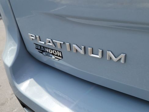 Certified 2025 Ford Expedition Platinum w/ Platinum Ultimate Package AWD/4WD image 8