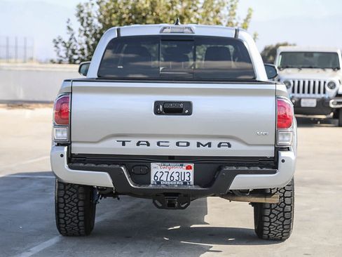 Certified 2023 Toyota Tacoma TRD Sport w/ TRD Premium Sport Package AWD/4WD image 7
