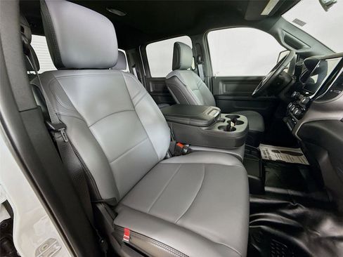 New 2026 RAM 2500 Tradesman w/ Chrome Appearance Group image 27