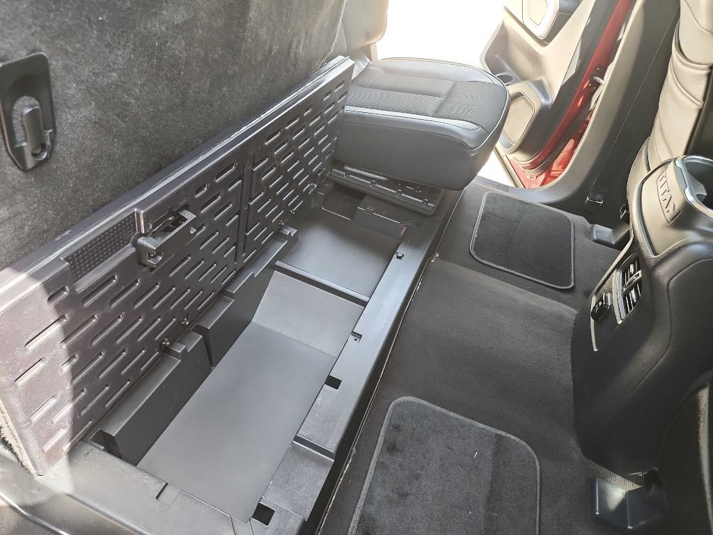 Used 2017 Nissan Titan PRO-4X AWD/4WD image 40