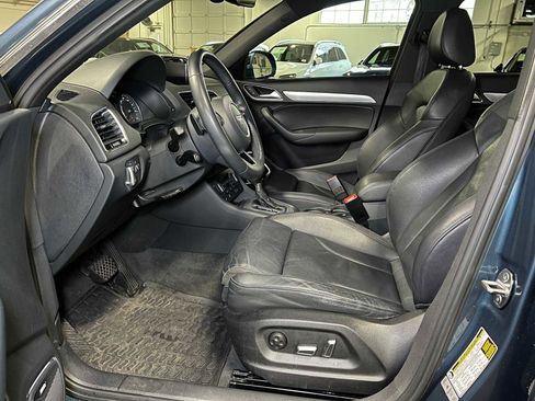 Used 2018 Audi Q3 2.0T Premium Plus w/ Premium Plus Package image 23