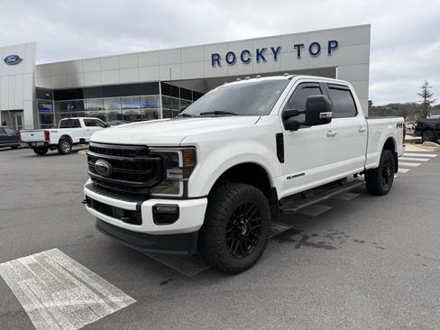 Used 2022 Ford F250 Lariat w/ Black Appearance Package image 1