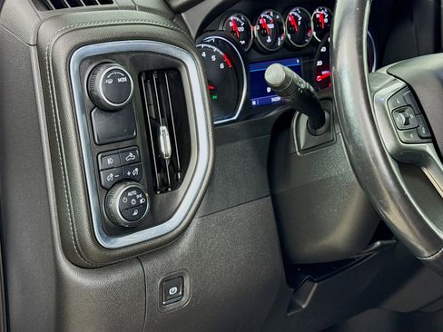 Used 2022 Chevrolet Silverado 1500 LTZ RWD image 10