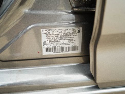 Used 2025 Nissan Sentra S FWD image 38