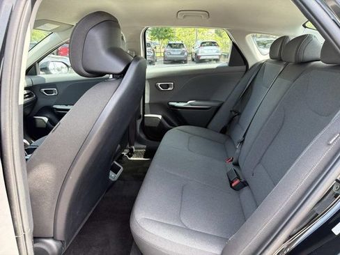 Used 2025 Kia K4 FWD image 13