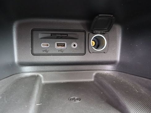 Used 2019 Chevrolet Equinox Premier AWD/4WD image 19