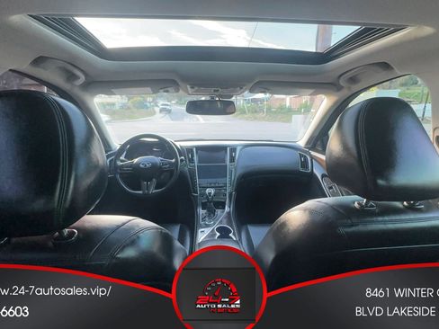 Used 2018 INFINITI Q50 Luxe w/ Essential Package (3.0T Luxe) image 19