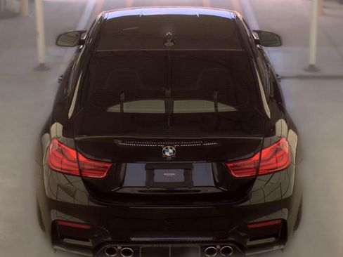 Used 2018 BMW M4 Coupe RWD image 6