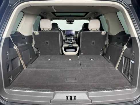 Used 2022 Lincoln Navigator Reserve image 29