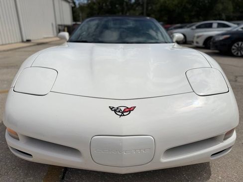 Used 2001 Chevrolet Corvette Convertible w/ Preferred Equipment Group2 RWD image 8