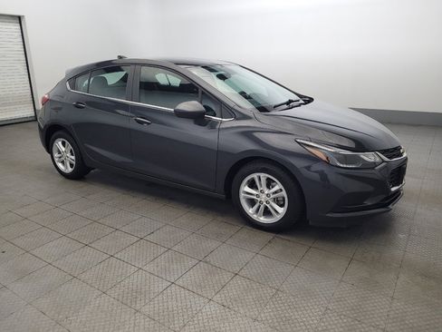 Used 2018 Chevrolet Cruze LT image 11
