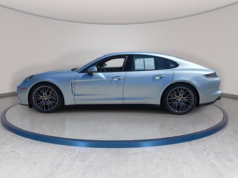 Used 2023 Porsche Panamera Platinum Edition RWD image 9