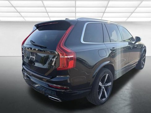 Used 2018 Volvo XC90 T6 R-Design w/ Convenience Package AWD/4WD image 2