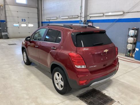 Used 2018 Chevrolet Trax LT w/ LT Convenience Package AWD/4WD image 5