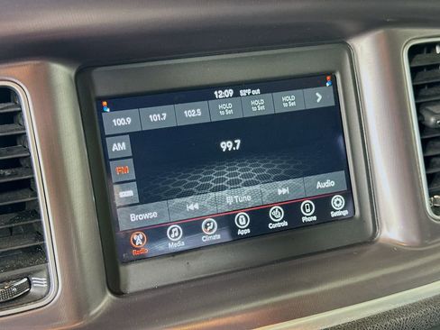 Used 2021 Dodge Charger SXT w/ Leather Interior Group image 27