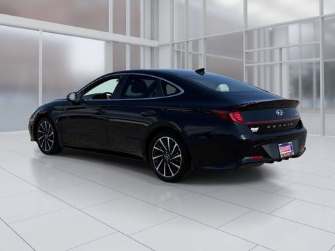Used 2022 Hyundai Sonata Limited FWD image 4