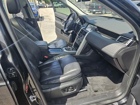 Used 2018 Land Rover Discovery Sport HSE AWD/4WD image 24