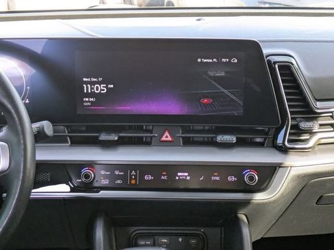 Used 2023 Kia Sportage SX image 15