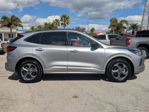 Used 2024 Ford Escape ST-Line w/ Tech Pack #1 image 3