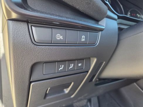 Certified 2025 MAZDA MAZDA3 Carbon AWD/4WD image 23