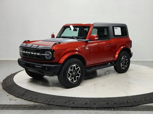 Used 2022 Ford Bronco Outer Banks AWD/4WD image 4