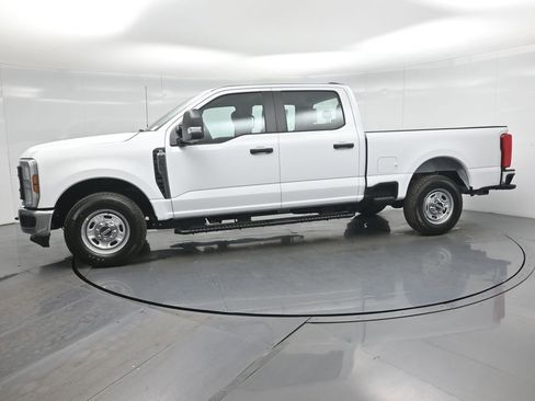 New 2026 Ford F250 XL w/ XL Chrome Package image 26