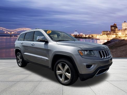Used 2015 Jeep Grand Cherokee Limited w/ Trailer Tow Group IV RWD image 4