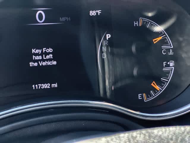 Used 2018 Jeep Grand Cherokee Altitude RWD image 19