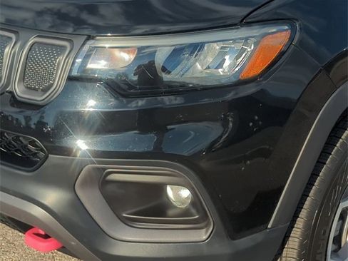 Certified 2022 Jeep Compass Trailhawk image 9