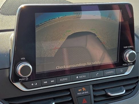 Used 2024 Nissan Altima 2.5 SR image 27