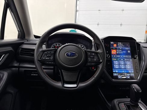 Used 2024 Subaru Crosstrek 2.5i Limited w/ Crosstrek Mirror Package AWD/4WD image 14