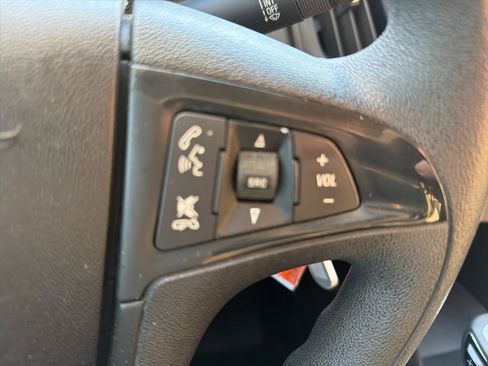 Used 2013 Chevrolet Equinox LS image 24