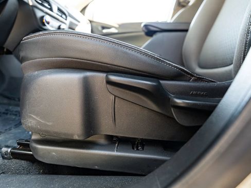Used 2024 Buick Encore GX Preferred FWD image 30
