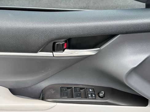 Used 2023 Toyota Camry LE FWD image 18