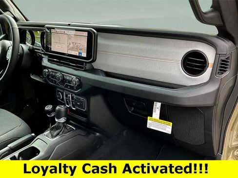 New 2025 Jeep Gladiator Sport image 16