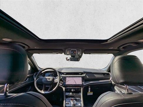 New 2026 Jeep Grand Cherokee Limited image 16