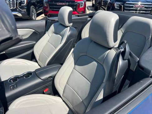 Used 2024 Ford Mustang Premium RWD image 5