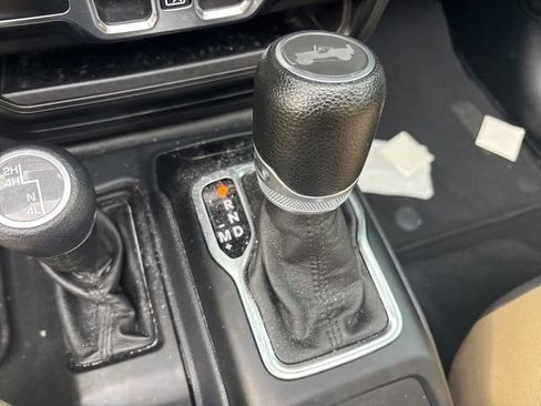 Used 2021 Jeep Wrangler Unlimited Sport w/ Sun And Sound Package AWD/4WD image 33