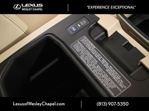 Used 2014 Lexus LX 570 4WD image 37