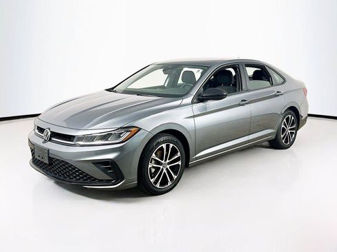 Certified 2025 Volkswagen Jetta Sport FWD image 1