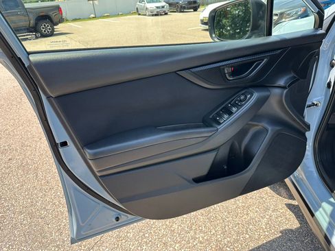 Used 2021 Subaru Crosstrek 2.0i AWD/4WD image 9