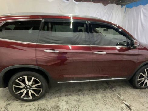 Certified 2022 Honda Pilot Touring image 9