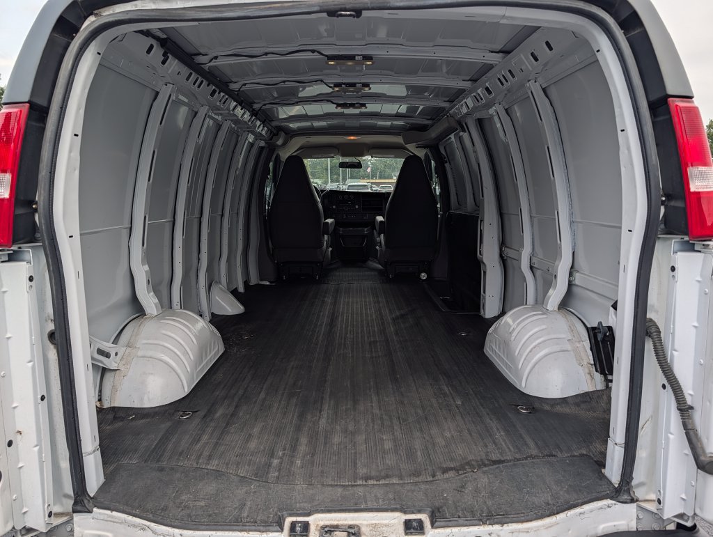 Used 2023 Chevrolet Express 2500 Extended w/ Driver Convenience Package RWD image 10