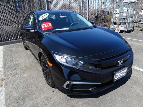 Used 2019 Honda Civic LX image 5