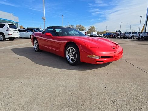 Used 2000 Chevrolet Corvette Convertible w/ Memory Pkg image 8